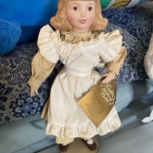 Franklin Heirloom doll Style Porcelain Doll with White and Tan Dress